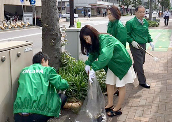 写真：清掃活動